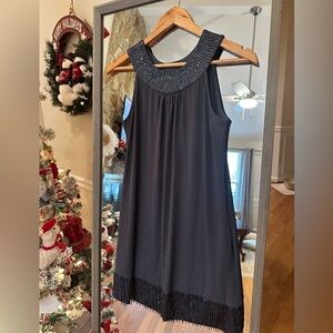 EXPRESS Flapper style mini cocktail dress with pockets |‎ Shimmer Grey